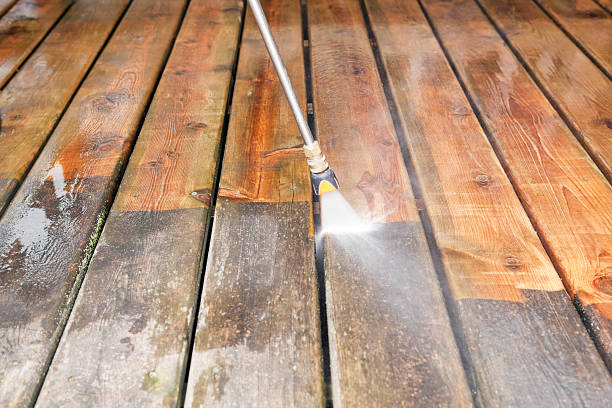 Best Garage Pressure Washing  in Laramie, WY